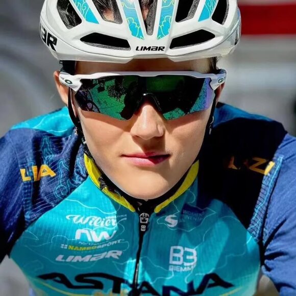 Oakley Radar EV Path Sunglasses – White Frame / Prizm Sapphire Lens - Picture 5 of 5